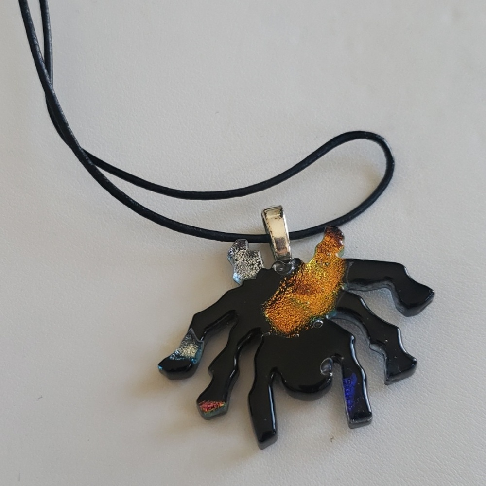 Spider glass neckkace